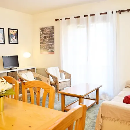 Apartment Pacino Cove By Keywii Sallent De Gallego